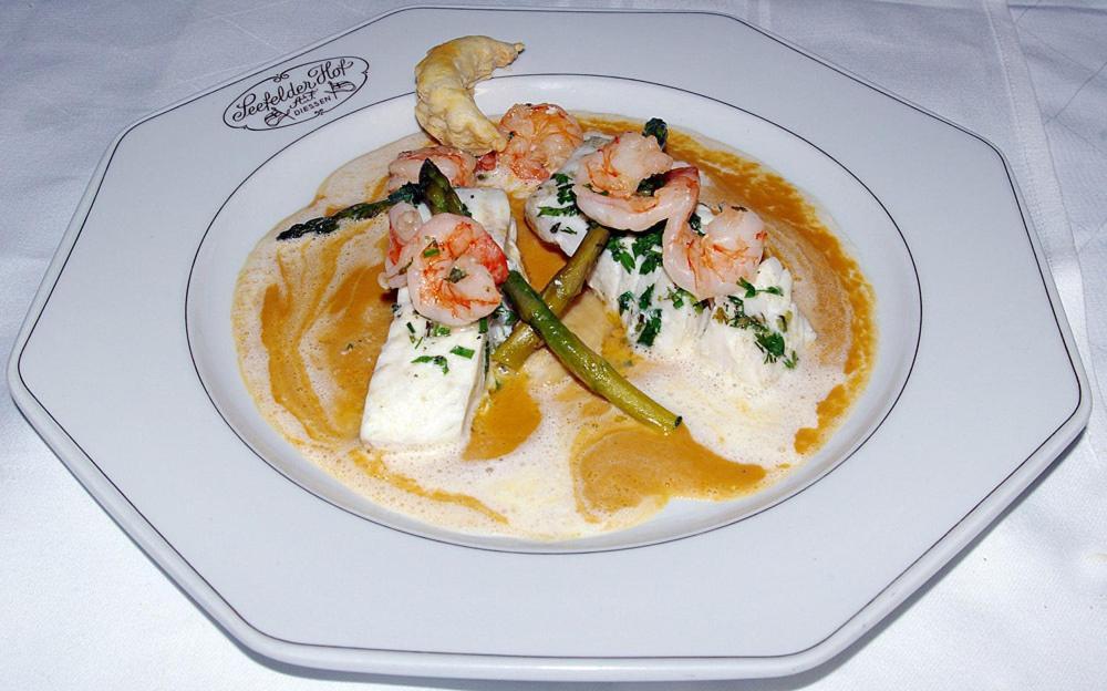 Dießen am Ammersee Hotel Gasthof Seefelder Hof מראה חיצוני תמונה